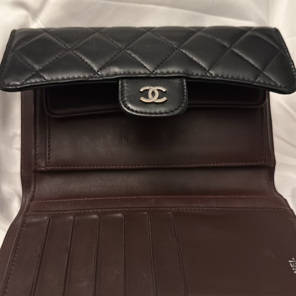 Chanel Classic Flap Wallet - Picture 9 of 11